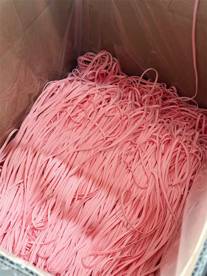 le bande elastiche dell'orecchio colorate 5mm della maschera di protezione avvolgono la corda per il piano della maschera